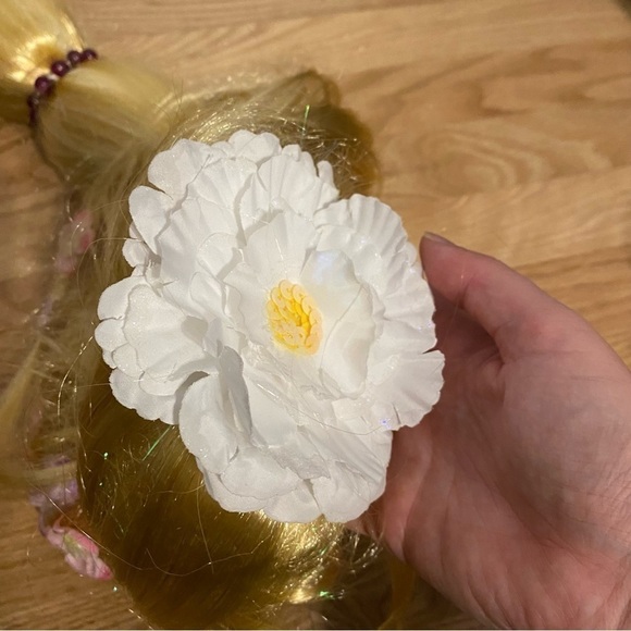 Disney Store Rapunzel Wig Tangled 2 FT Long Kids Costume Princess - Picture 7 of 8